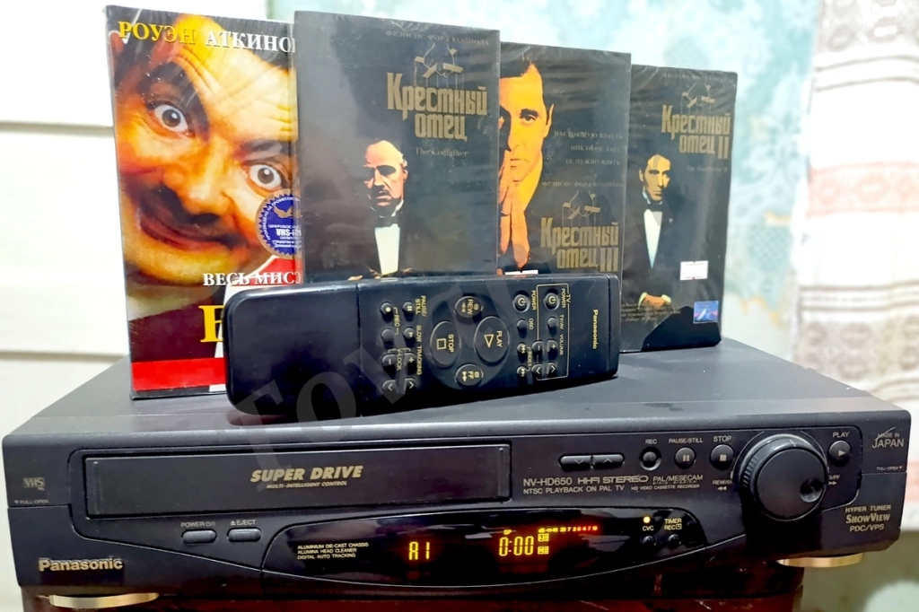 Видеомагнитофон Panasonic NV -HD650 EE Hi-Fi