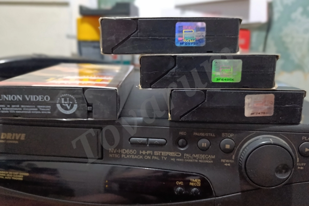 Видеомагнитофон Panasonic NV -HD650 EE Hi-Fi