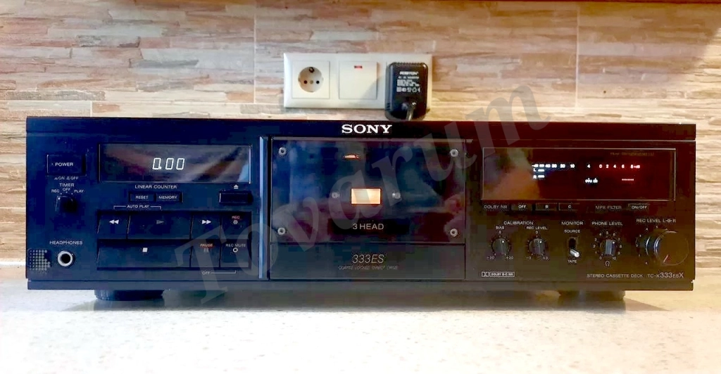 Кассетная дека Sony TC-333 ESX