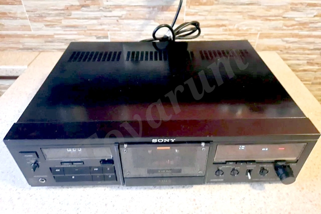 Кассетная дека Sony TC-333 ESX